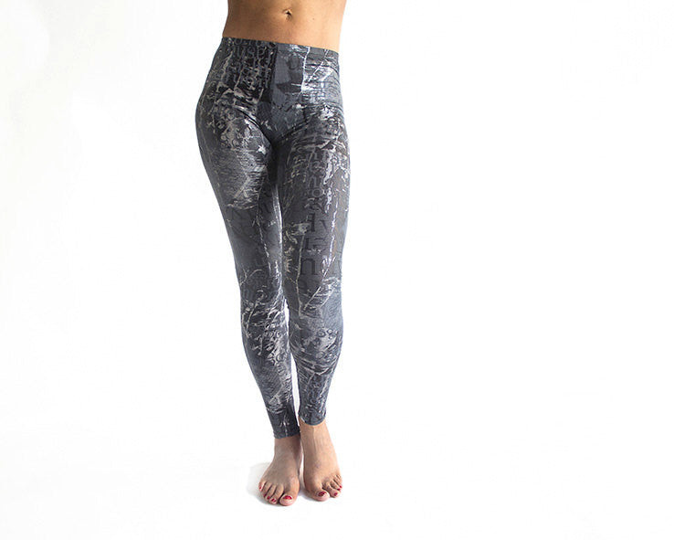 Metallic Silver Lggings