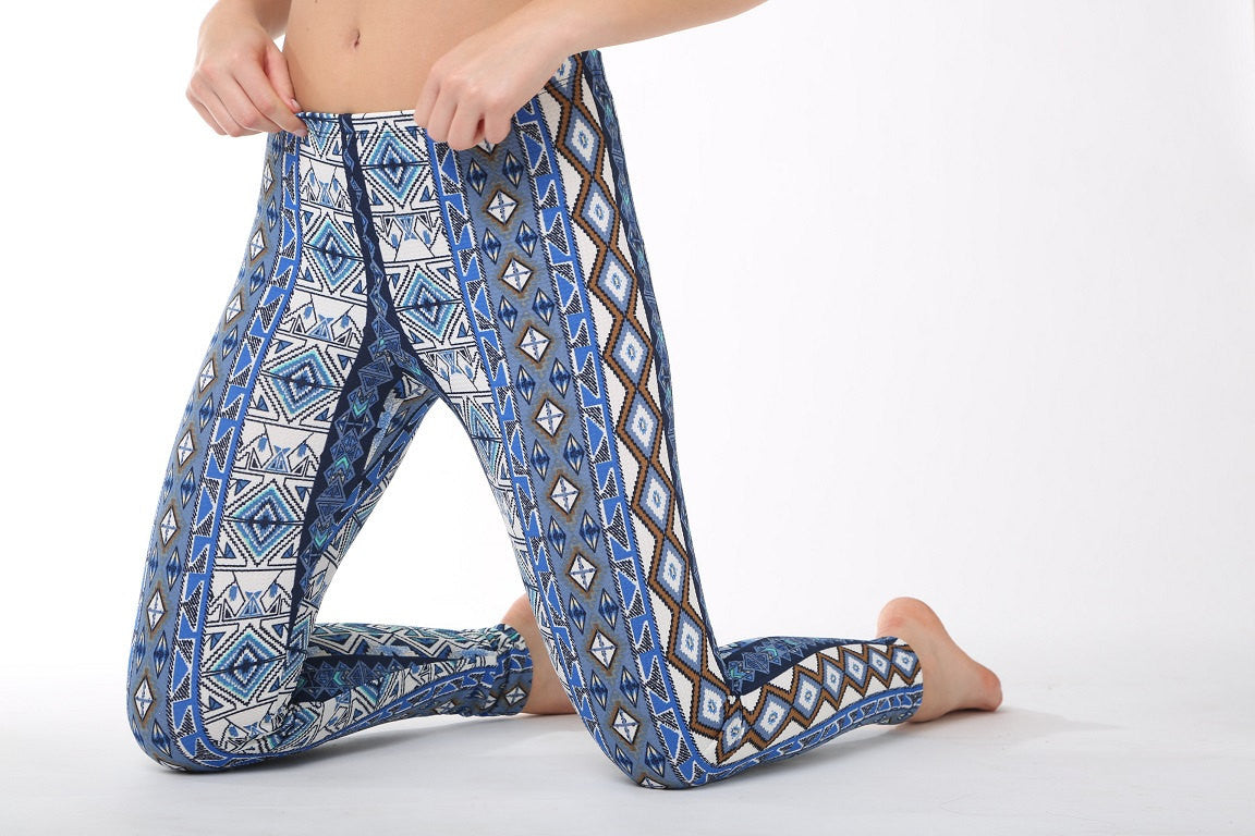 Beautiful Women Tribal Blue Leggings